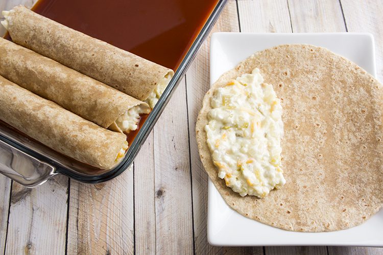 Easy Cheese Enchiladas with Red Sauce