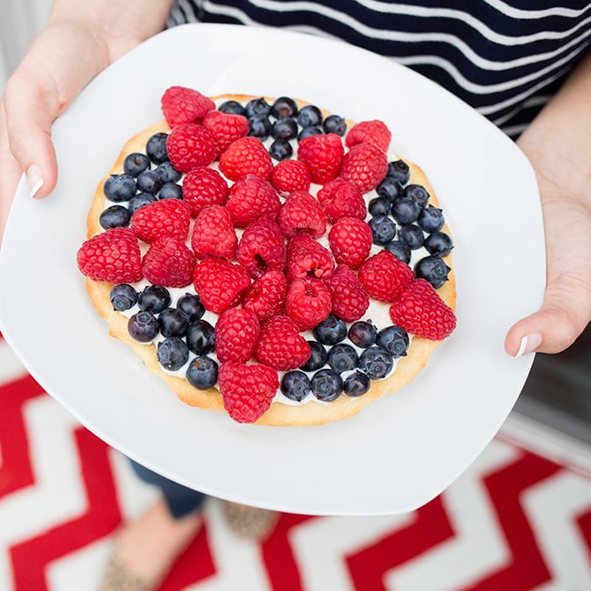 American Star Fruit Pizza