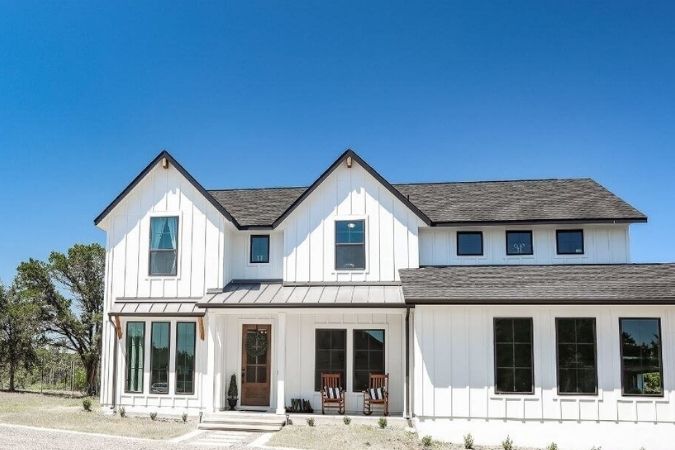 new construction farmhouse