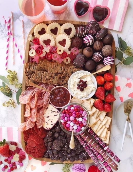 dessert charcuterie boards