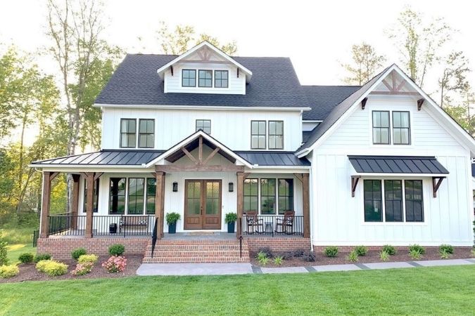 white farmhouse